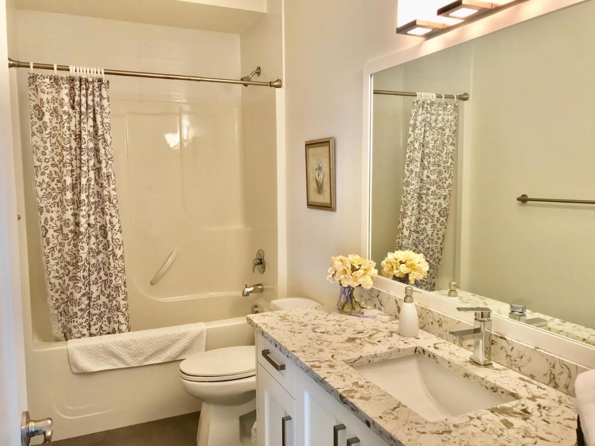 Ocean Melody Vacation Rooms Nanaimo Bagian luar foto