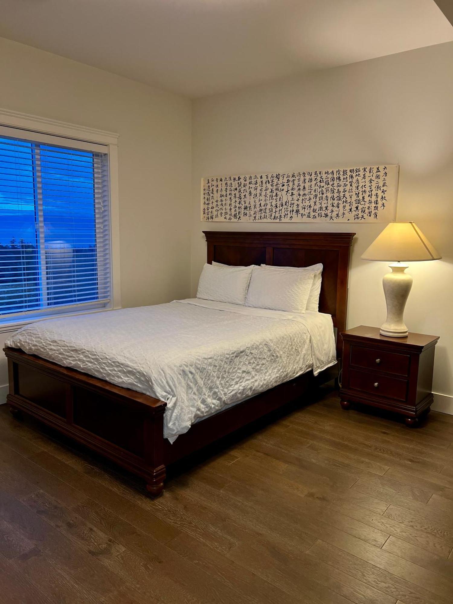 Ocean Melody Vacation Rooms Nanaimo Bagian luar foto